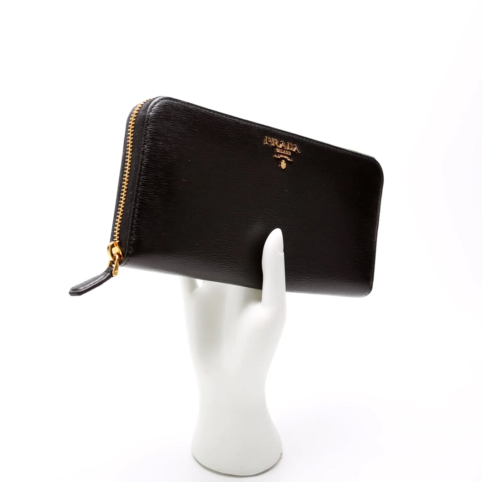 1ML506 Vitello Move Zip Around Long Wallet Black