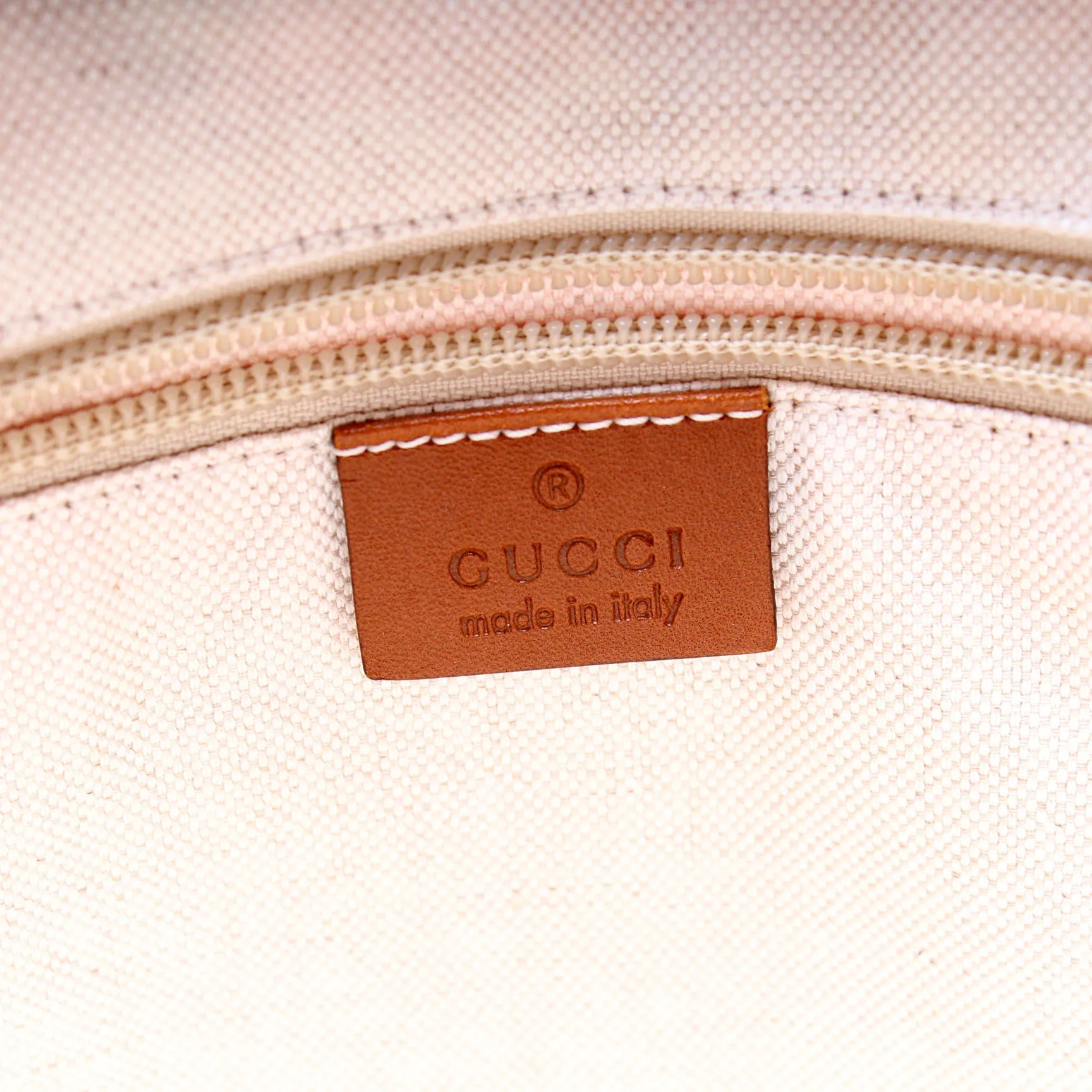 295252 GG Nylon Large Tote