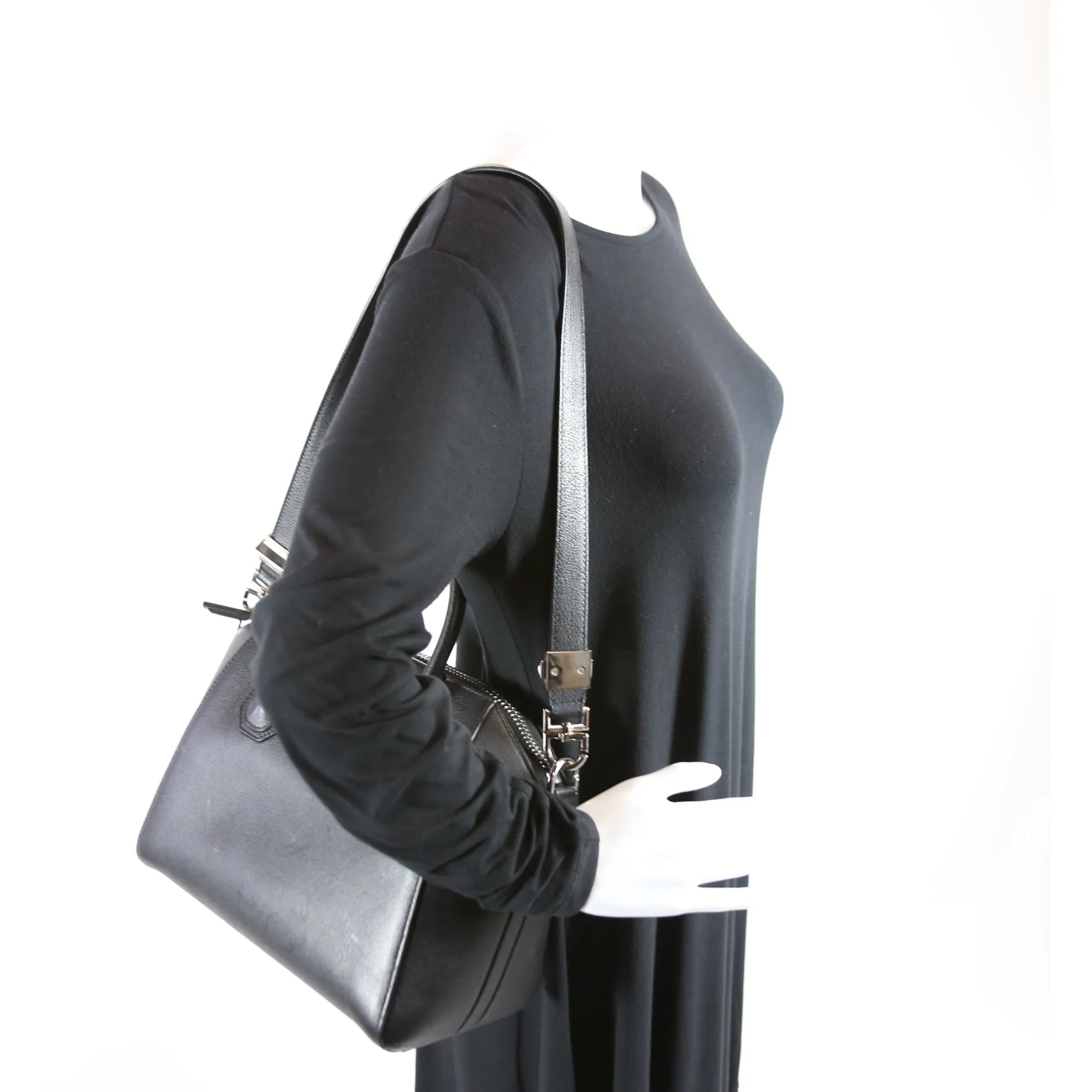 Antigona Satchell Small Black