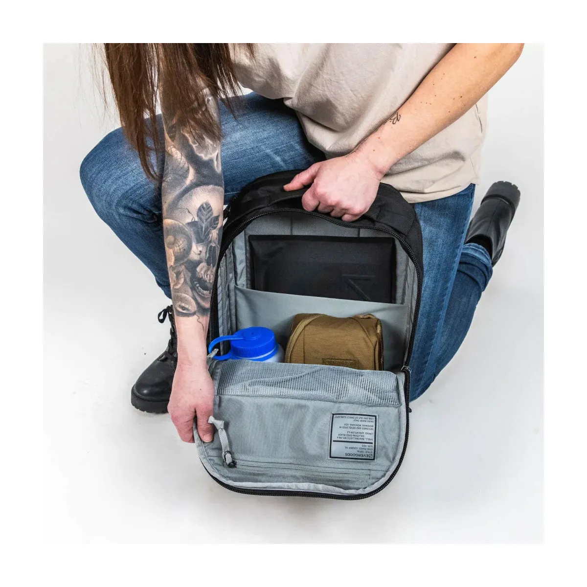 EVERGOODS : Civic Panel Loader 16L : Solution Dyed Black