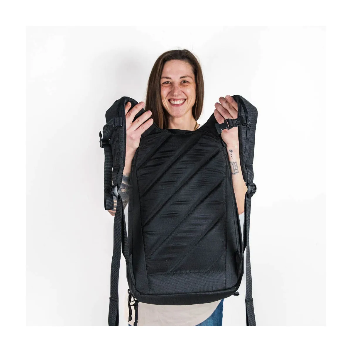 EVERGOODS : Civic Panel Loader 16L : Solution Dyed Black