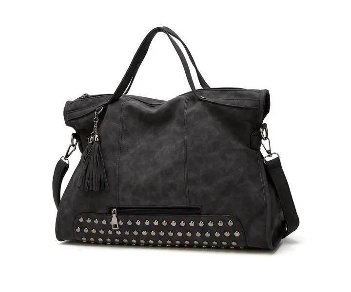 High Capacity Stylish Handbag With Tassel Keychain