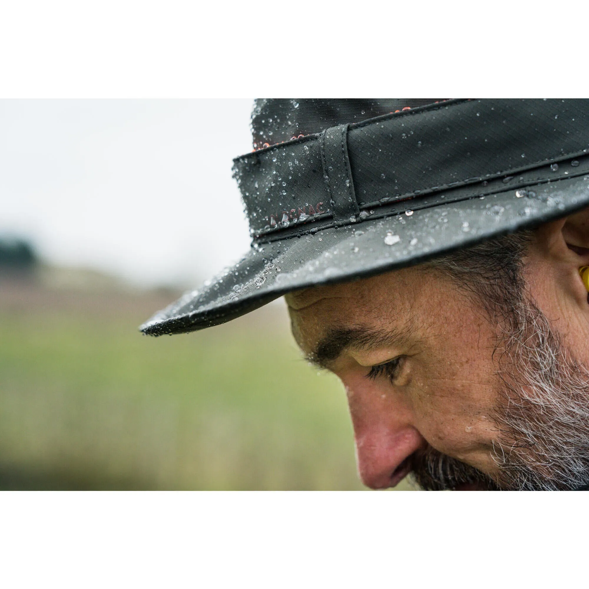Hunting hat 520 waterproof durable green SOLOGNAC, dark green