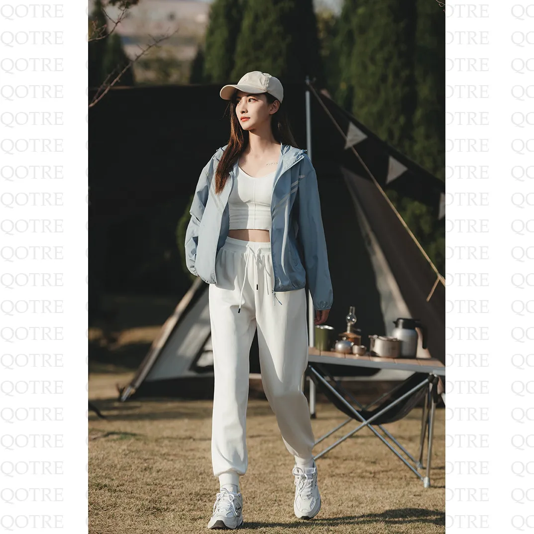Lightweight Soft Hooded Windbreaker
