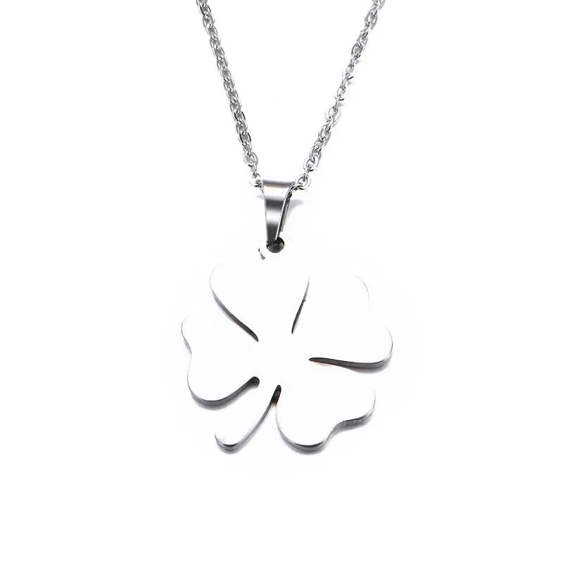 Lover's Clover Necklace For Women Fashionable Jewelry