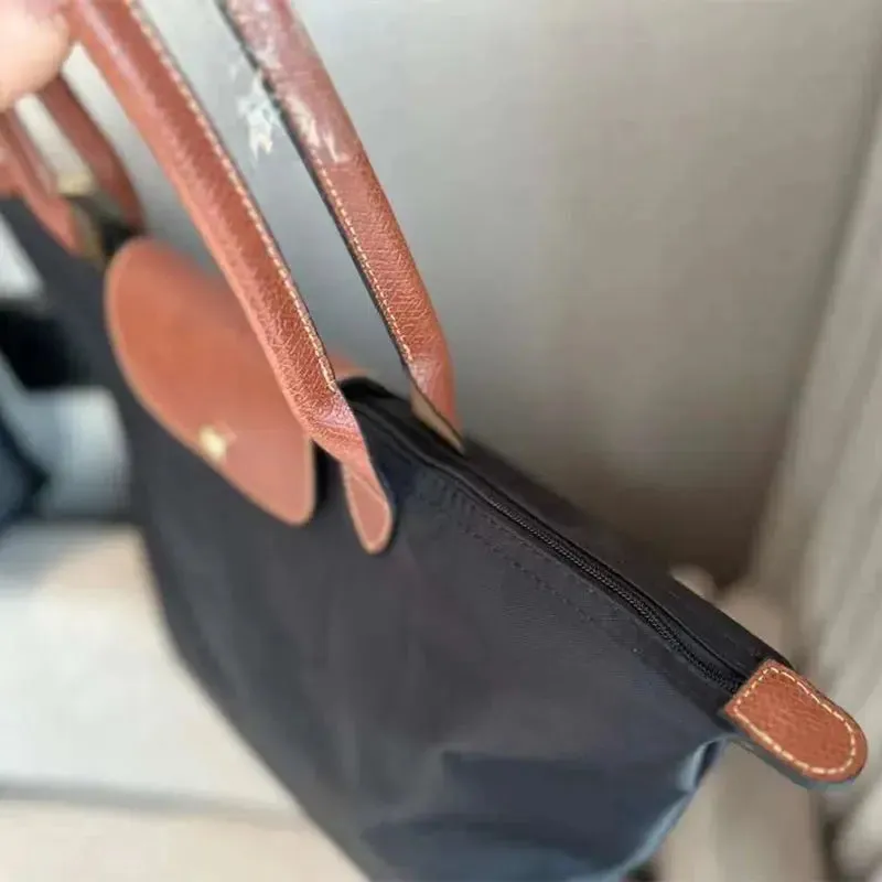 Nylon Shoulder Bag New Ladies Handbag Trend Simple New Style Fashion And Casual Large-Capacity Dumpling-Shaped Tote Bag 2024