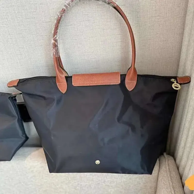 Nylon Shoulder Bag New Ladies Handbag Trend Simple New Style Fashion And Casual Large-Capacity Dumpling-Shaped Tote Bag 2024