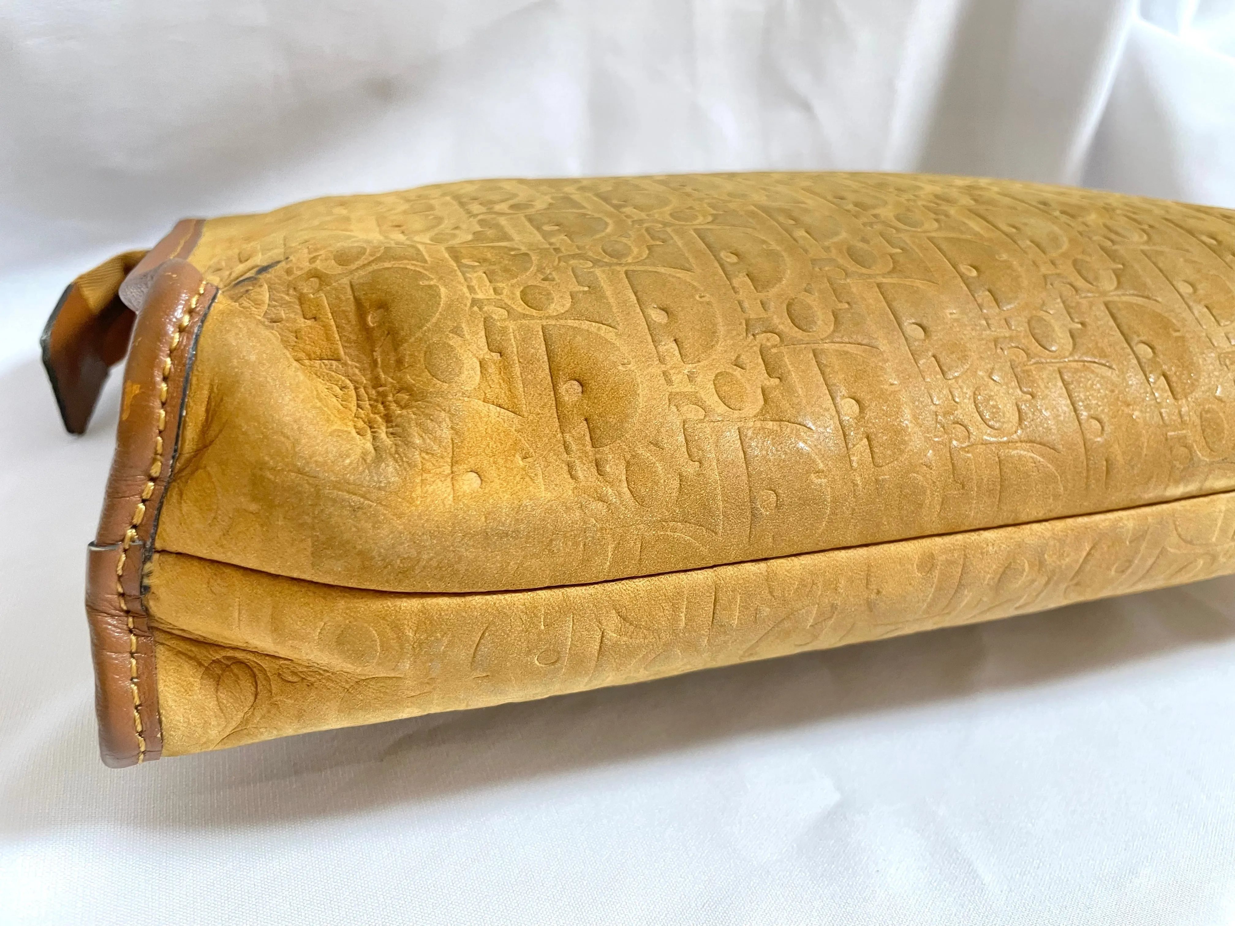 Vintage Christian Dior Bagages camel brown suede leather clutch purse, pouch with embossed Dior logo allover. Unisex use. 0505081